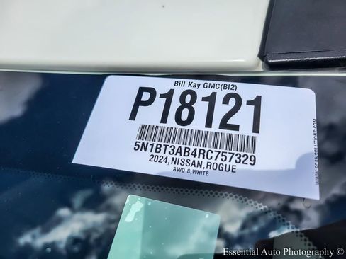 Used 2024 Nissan Rogue S AWD/4WD image 24