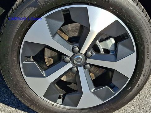 Certified 2026 Volvo XC40 B5 Plus w/ Protection Package Premier AWD/4WD image 9