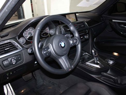 Used 2018 BMW 330e w/ M Sport Package image 12