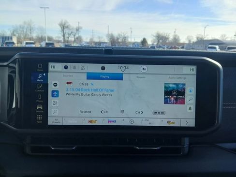 Used 2024 Jeep Gladiator Mojave image 24