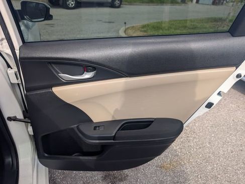 Used 2016 Honda Civic EX-T image 21
