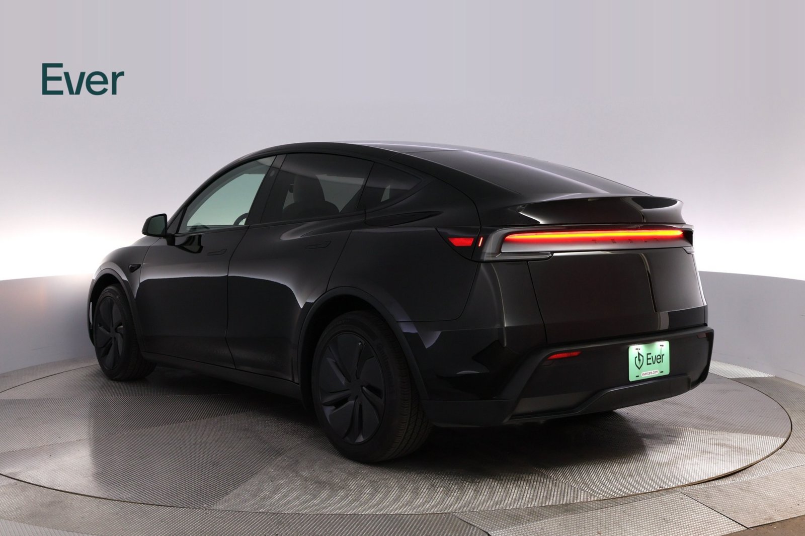 Used 2026 Tesla Model Y AWD image 17