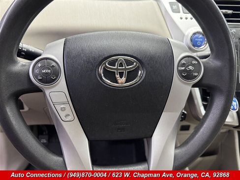 Used 2014 Toyota Prius V Two FWD image 13