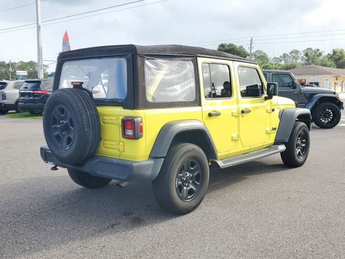 Used 2023 Jeep Wrangler Sport image 6