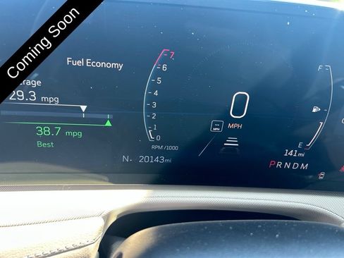 Used 2024 Cadillac XT4 Luxury w/ Cold Weather Package FWD image 19