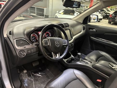 Used 2019 Dodge Journey Crossroad w/ Nav & Sun Group image 63