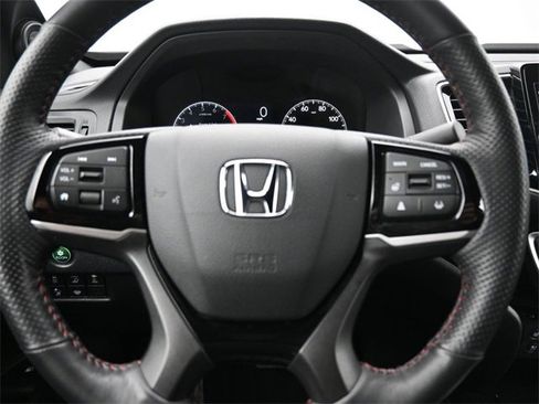 Used 2025 Honda Ridgeline Black Edition image 28