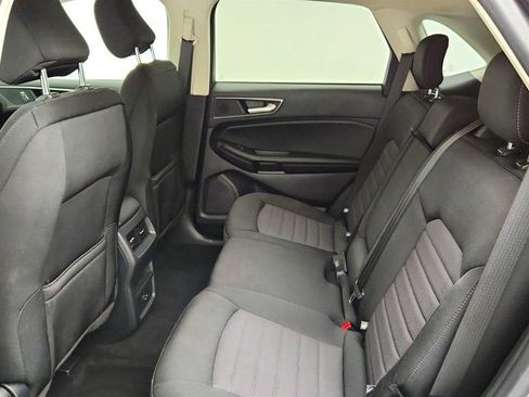 Used 2022 Ford Edge SE w/ Black Appearance Package AWD/4WD image 19