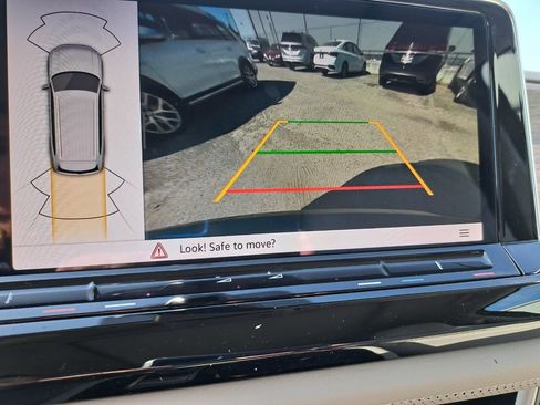 New 2026 Volkswagen Atlas SEL image 11