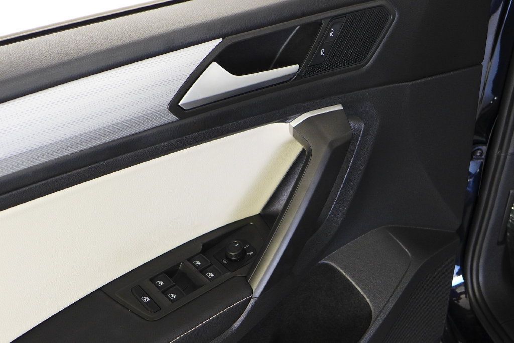 Certified 2023 Volkswagen Tiguan S FWD image 12