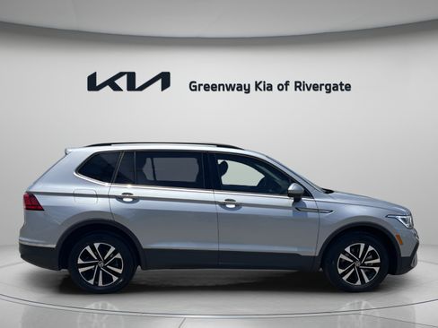 Used 2023 Volkswagen Tiguan S FWD image 8