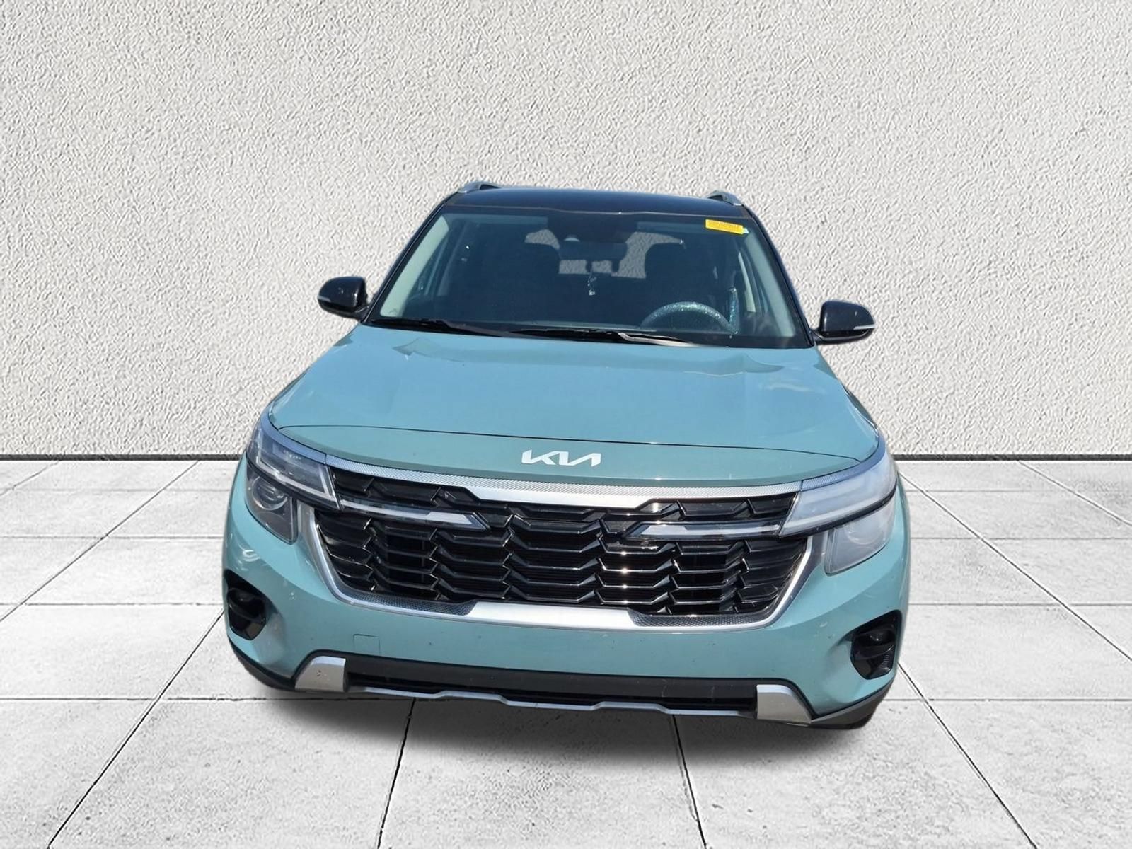 Used 2025 Kia Seltos S FWD image 8