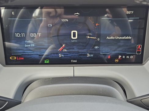 New 2027 Chevrolet Bolt LT w/ Comfort Package FWD image 11