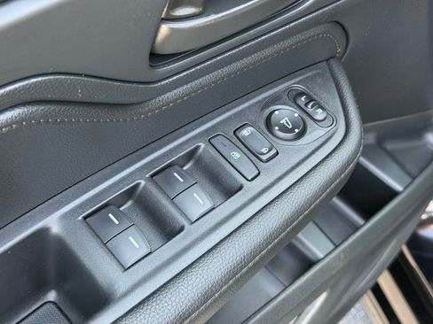 Used 2024 Honda Odyssey Sport image 14