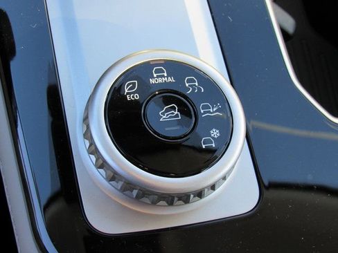 New 2025 Mitsubishi Outlander SE FWD image 21