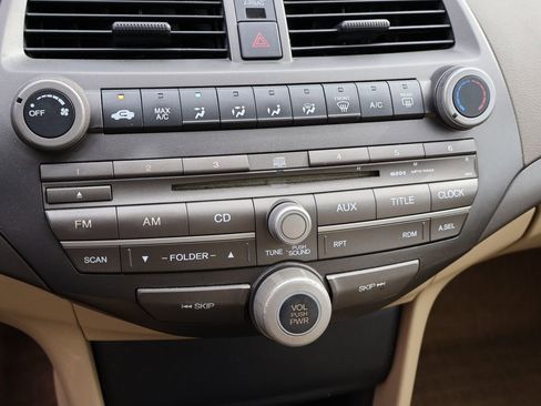 Used 2010 Honda Accord LX-P image 20