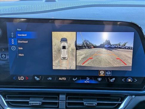 New 2026 Chevrolet Equinox EV LT image 12