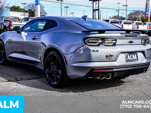 Used 2024 Chevrolet Camaro SS image 8