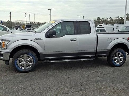 Certified 2018 Ford F150 XLT w/ Equipment Group 301A Mid image 4