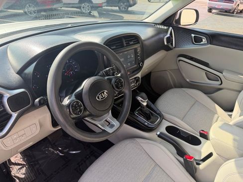 Used 2021 Kia Soul S FWD image 25