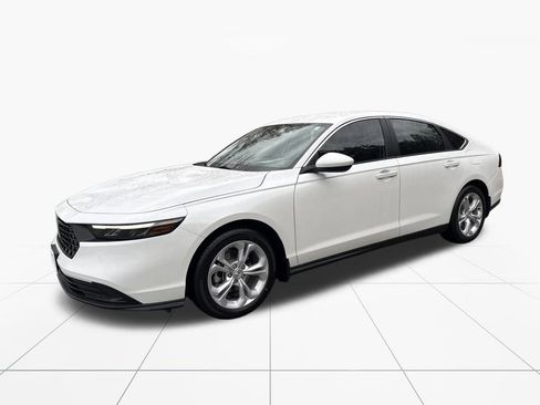 New 2025 Honda Accord LX image 3