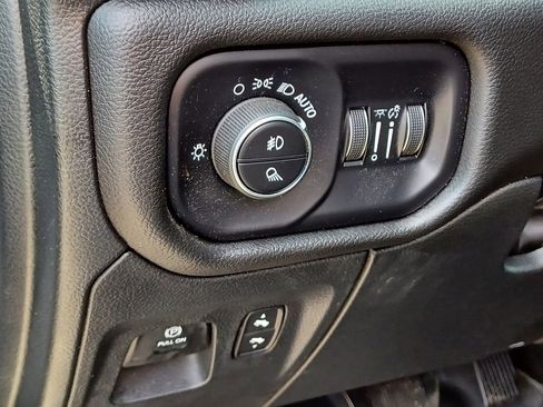 Used 2023 RAM 1500 Laramie image 16