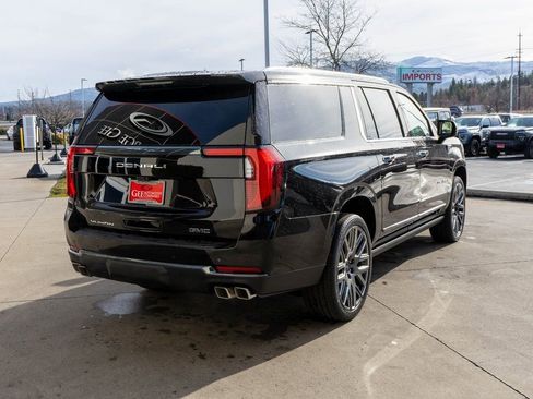 New 2026 GMC Yukon XL Denali Ultimate AWD/4WD image 7