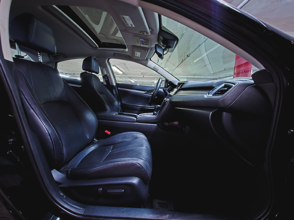 Used 2016 Honda Civic Touring image 33