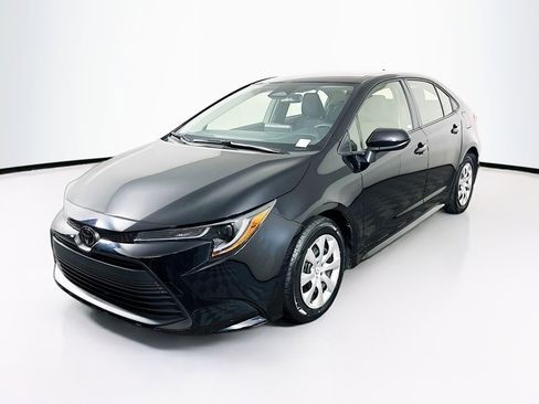 Used 2023 Toyota Corolla LE w/ Carpet Mat Package (TMS) image 3