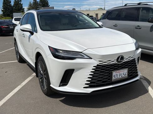 Used 2026 Lexus RX 450h AWD w/ Convenience Package image 3