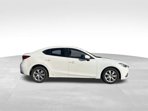 Used 2016 MAZDA MAZDA3 i Sport image 6