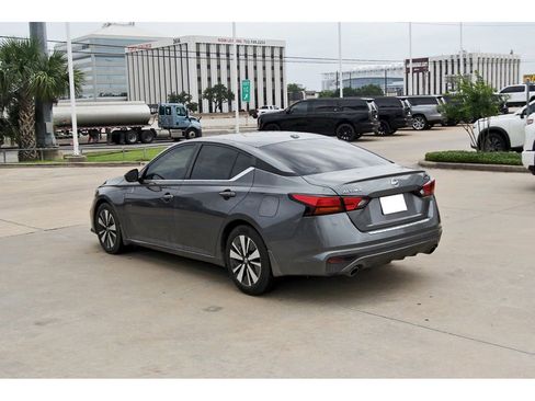 Used 2022 Nissan Altima 2.5 SR FWD image 4