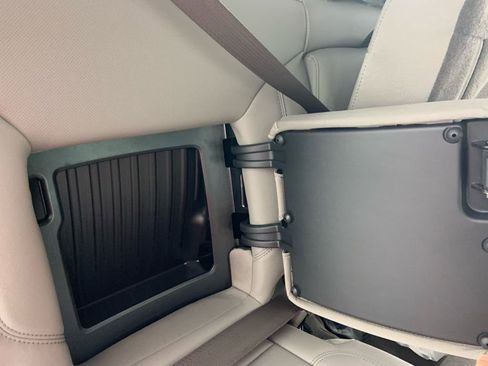 Used 2026 GMC Sierra 1500 SLT w/ SLT Premium Plus Package image 22