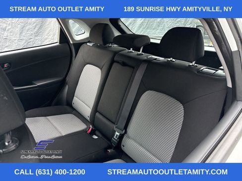 Used 2023 Hyundai Kona SE image 28