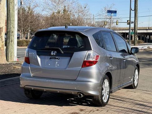 Used 2010 Honda Fit Sport image 6