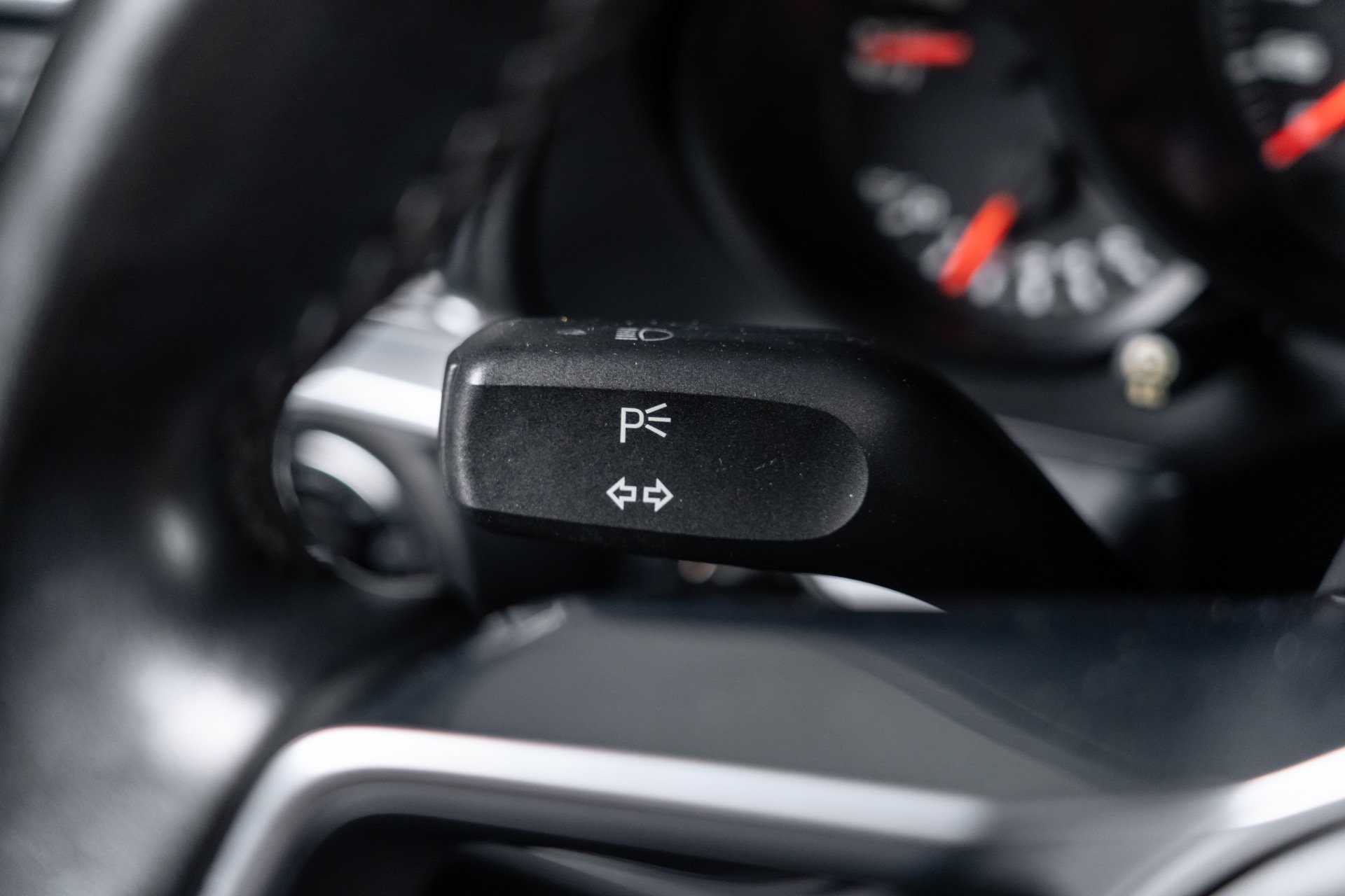 Used 2012 Porsche 911 Carrera RWD image 56