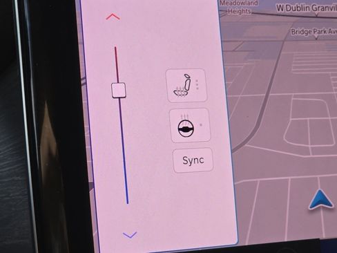 Used 2025 Jeep Grand Cherokee Limited w/ Black Appearance Package image 7