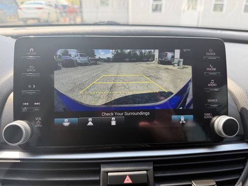 Used 2021 Honda Accord Sport image 12