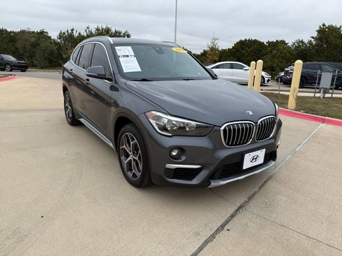 Used 2019 BMW X1 sDrive28i w/ Convenience Package image 3