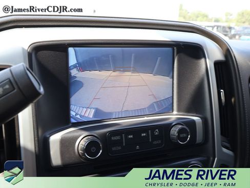 Used 2018 GMC Sierra 1500 SLT w/ SLT Premium Package AWD/4WD image 32