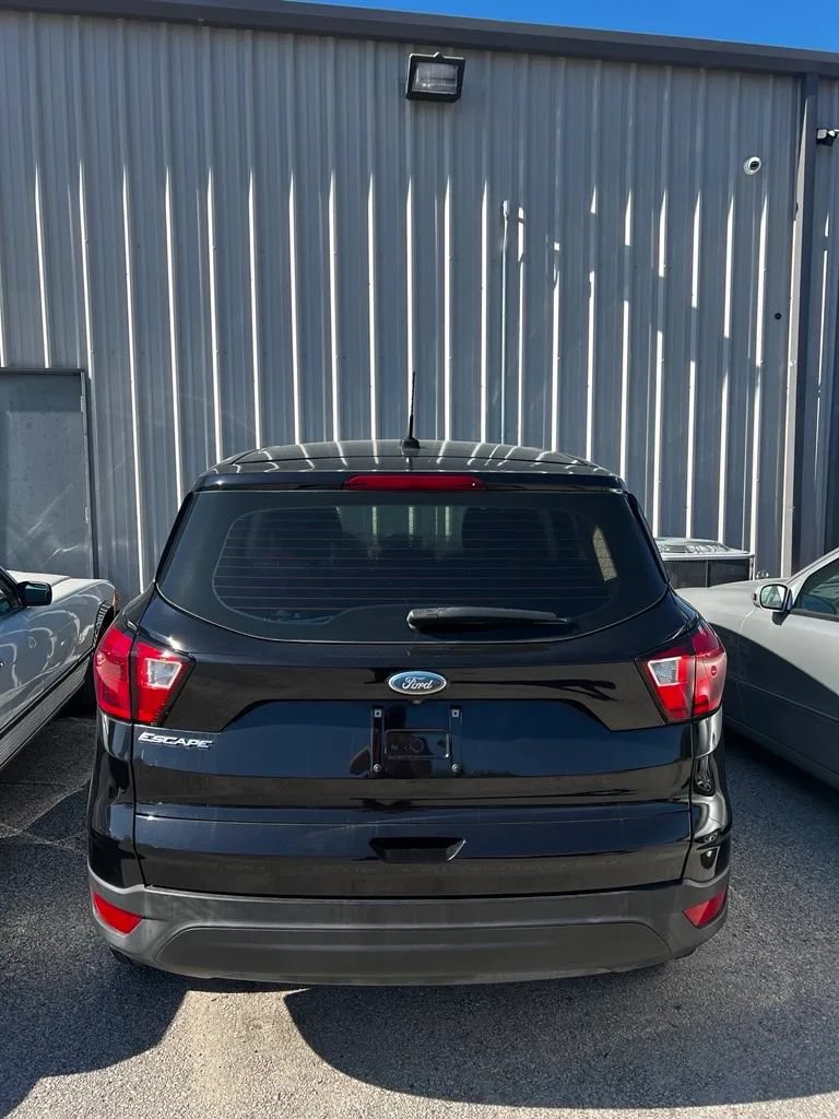 Used 2019 Ford Escape S FWD image 2