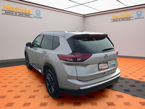 Used 2026 Nissan Rogue Platinum w/ Platinum Premium Package AWD/4WD image 3