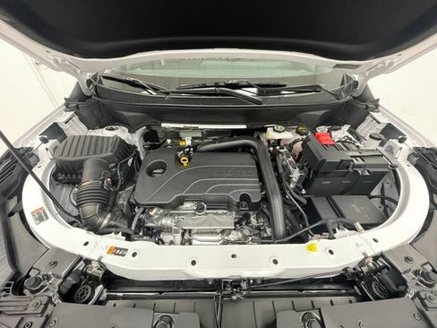 New 2026 Chevrolet Equinox LT AWD/4WD image 14