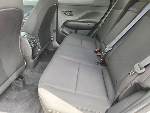 Used 2025 Hyundai Kona SEL image 24