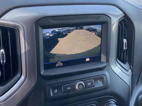 Used 2022 Chevrolet Silverado 1500 Custom AWD/4WD image 24