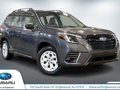 Used 2023 Subaru Forester image 1