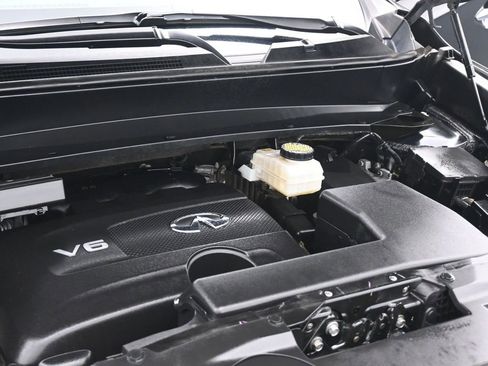 Used 2017 INFINITI QX60 Luxe w/ Deluxe Technology Package image 28