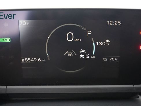 Used 2023 Toyota bZ4X AWD w/ Weather Package image 7