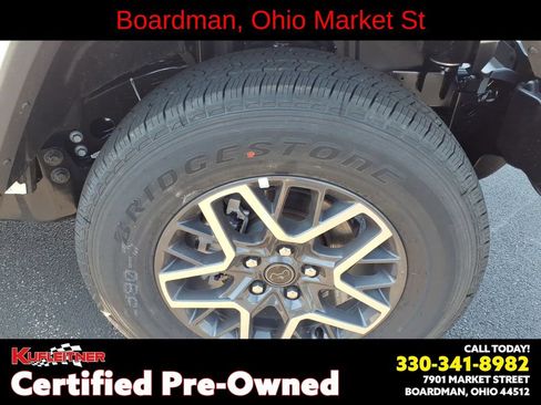 Used 2026 Jeep Wrangler Unlimited Sahara w/ Dual Top Group AWD/4WD image 19