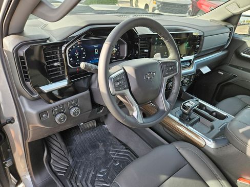New 2026 Chevrolet Silverado 1500 LT Trail Boss w/ Convenience Package II AWD/4WD image 11
